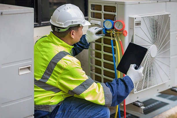 Professional Hvac technician working in Desert Hot Springs, CA